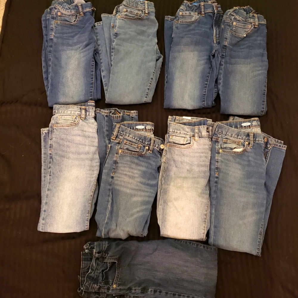 Lot of 9 pairs of jeans